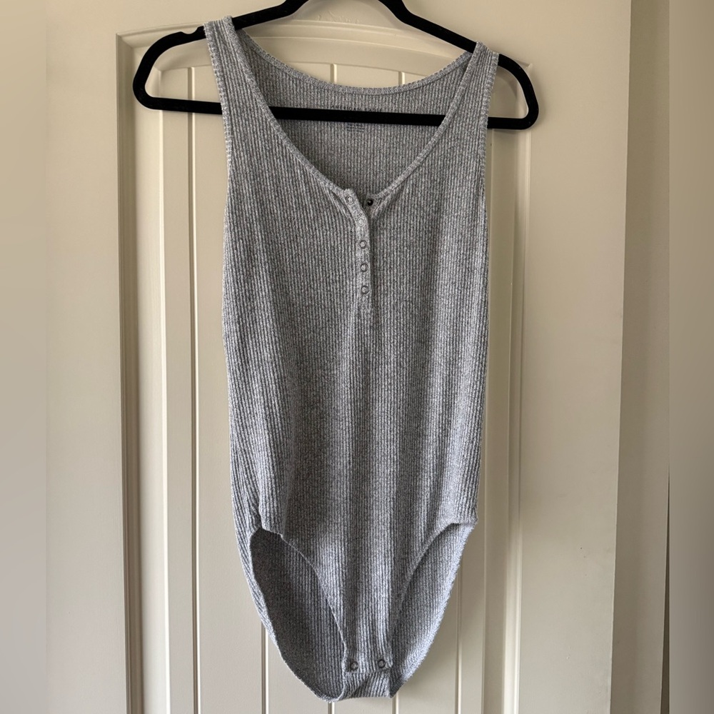 American Eagle Outfitters Gray Ribbed Bodysuit